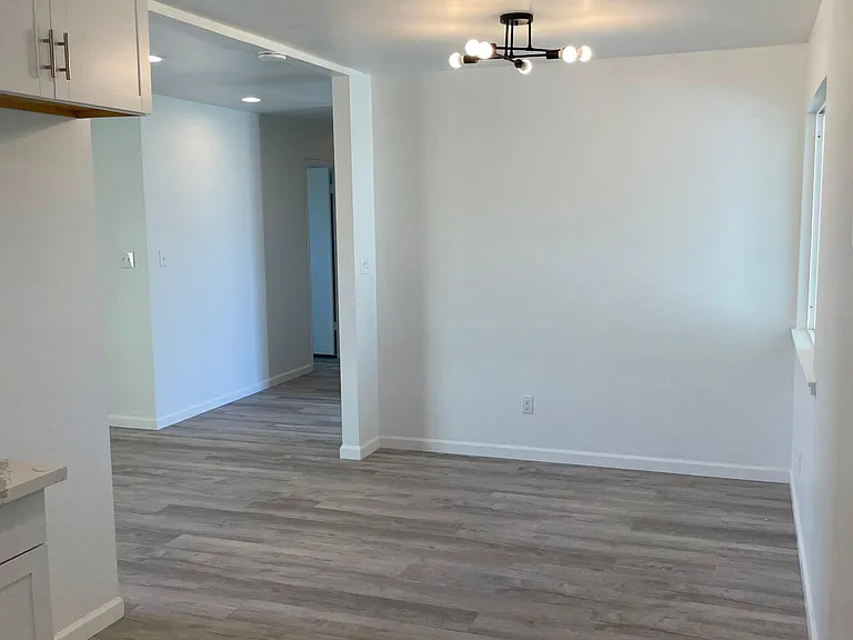 3269 E Sample Ave — Photo 4