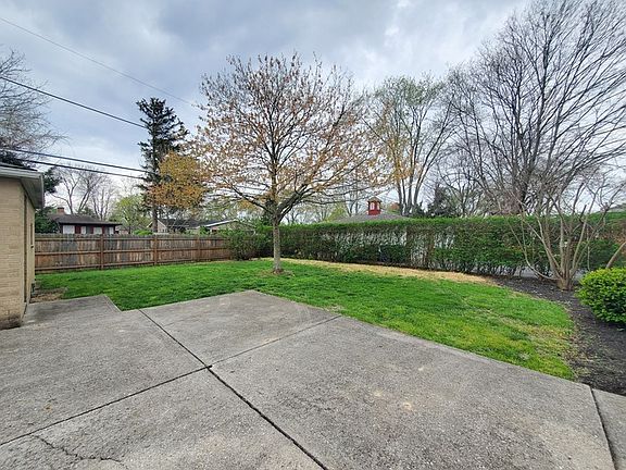 4th image of 1929 Milden Rd