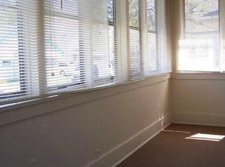 121 Aurora St, Rochester, NY 14621