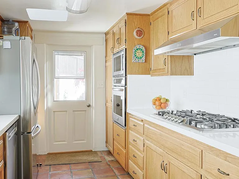 817 Margarita Ave — Photo 23