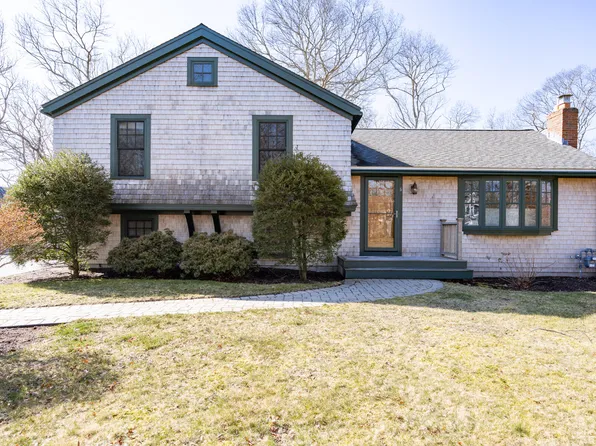6 Chestnut Lane, Sandwich, MA 02563