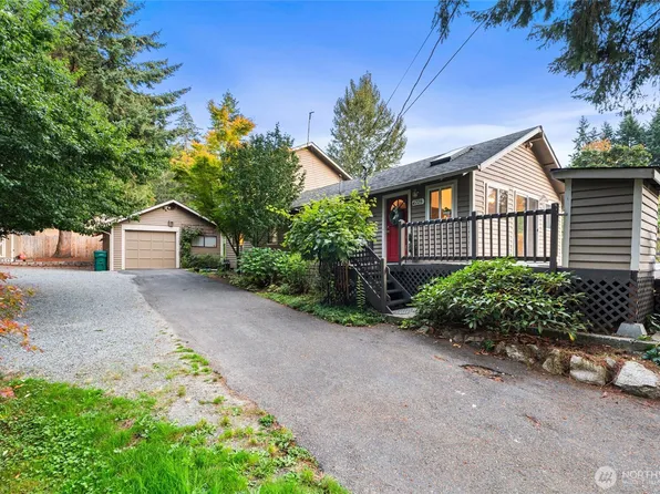 1228 S Lake Stickney Drive, Lynnwood, WA 98087