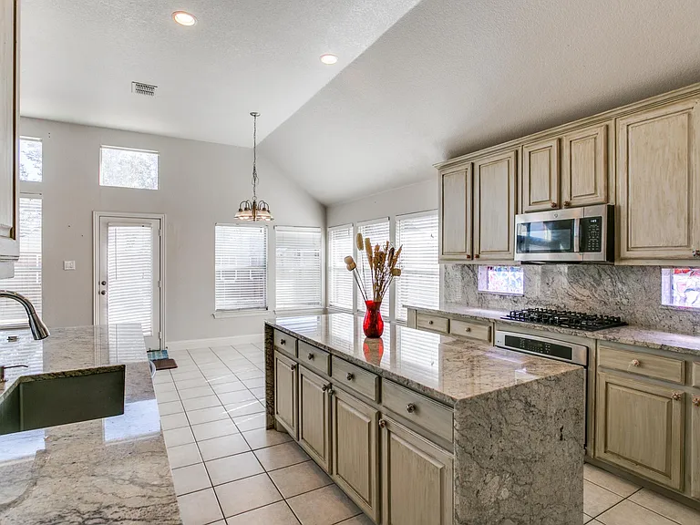 6004 Grand Meadow Ln — Photo 11
