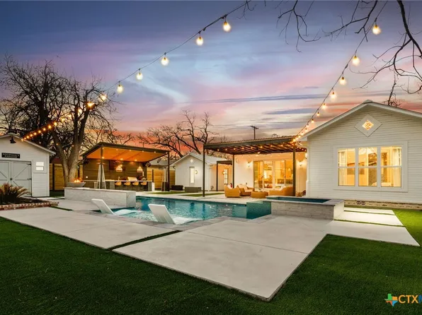 763 W Coll St, New Braunfels, TX 78130