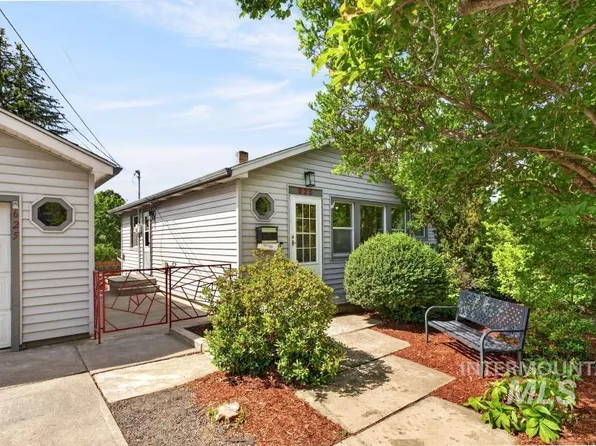 625 E 6th St, Moscow, ID 83843