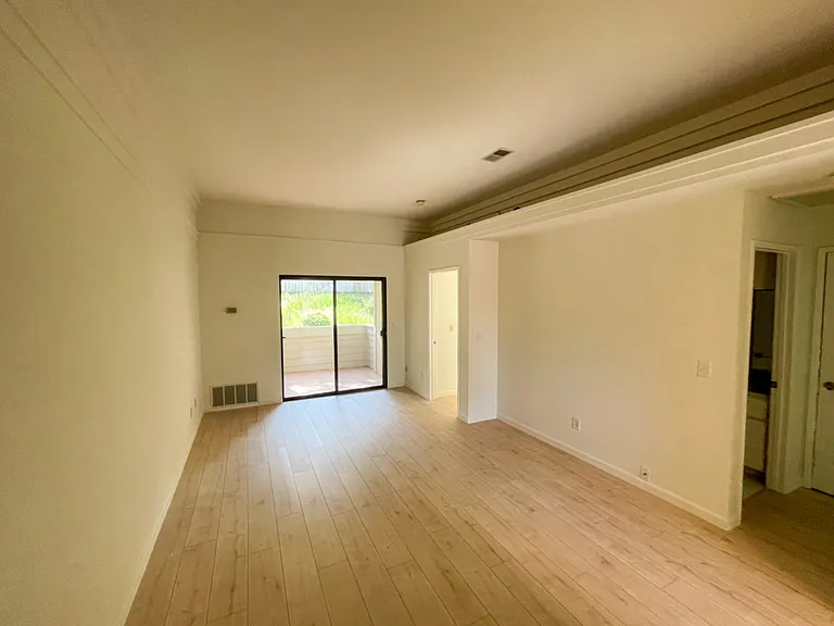 15 Picadilly Ct — Photo 4