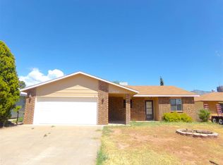 2404 Hawaii Ave, Alamogordo, NM 88310