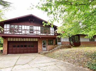 295 River Rd, Hinckley, OH 44233
