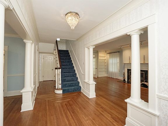 4th image of 128 Wilmuth Ave