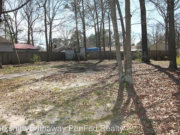 2nd image of 9342 Lost Forest Dr