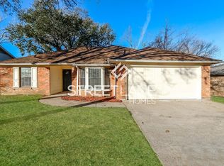 5810 Cedar Ridge Dr, Arlington, TX 76017