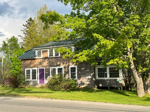 39 Stratton Road, Rangeley, ME 04970