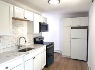 70 Pleasant St FLOOR 2, Stoneham, MA 02180