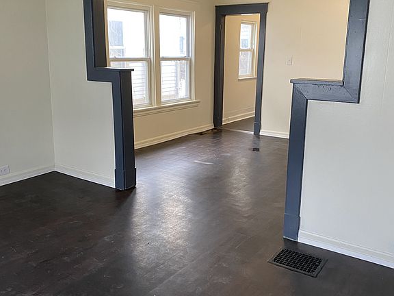 2nd image of 1621 Grantwood Ave #1