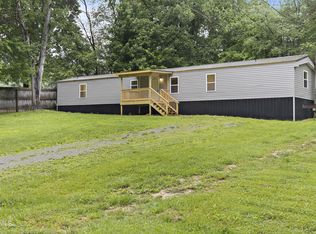 183 Hidden Oaks Dr, Johnson City, TN 37601