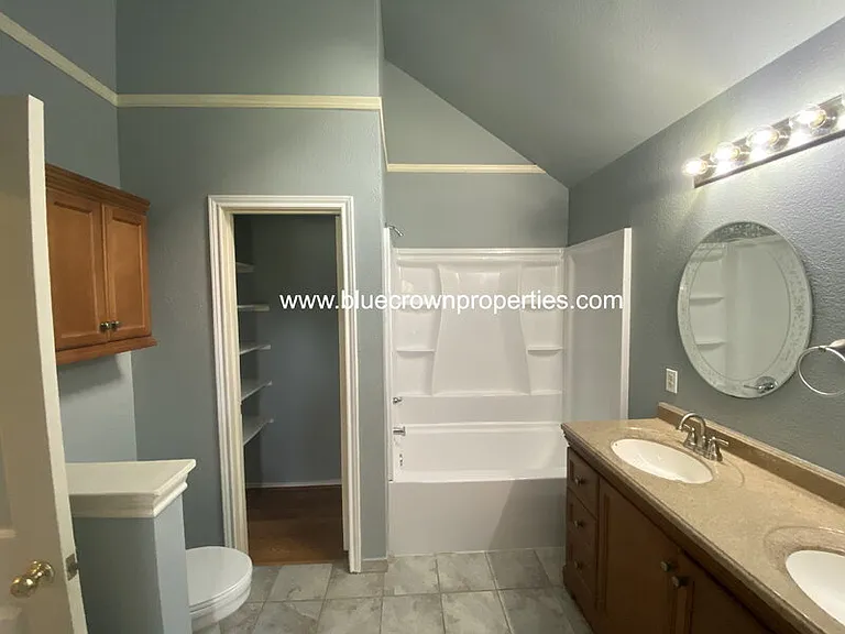 1321 W Branch Hollow Dr — Photo 12