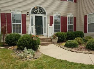 4328 Twisting Creek Dr, High Point, NC 27265