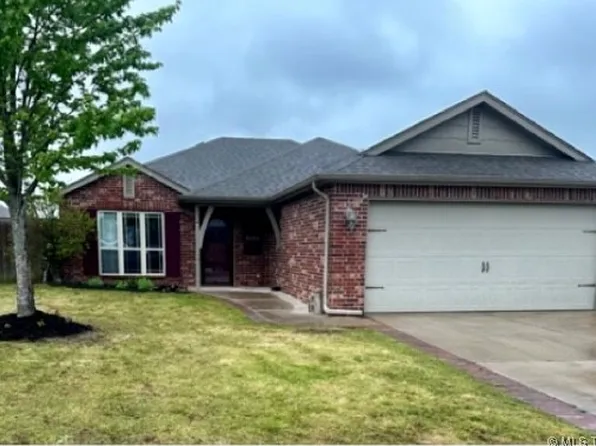 208 W Dillon Dr, Kiefer, OK 74041