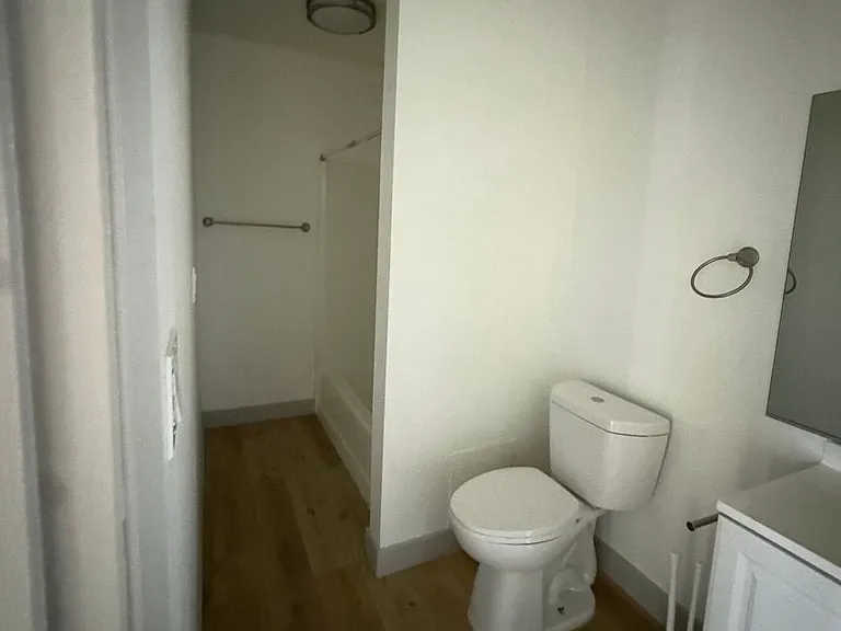 5505 Ackerfield Ave in Long Beach — Photo 21