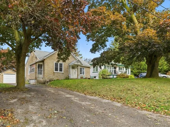 98 Albert St E, Blandford Blenheim, ON N0J 1S0