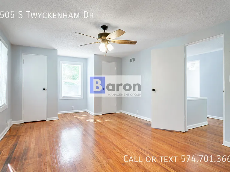 2505 S Twyckenham Dr — Photo 14
