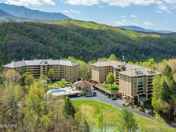 1704 Hidden Hills Rd APT 611, Gatlinburg, TN 37738