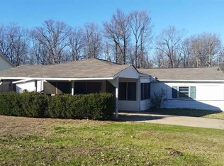 202 Parkway Dr, White Hall, AR 71602