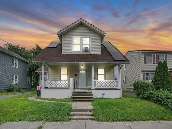 69 Monrovia St, Springfield, MA 01104