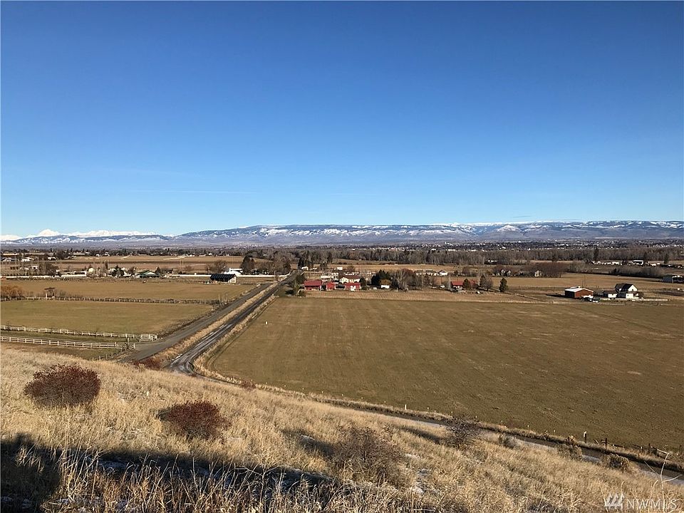 2nd image of 3732 Riverbottom Rd