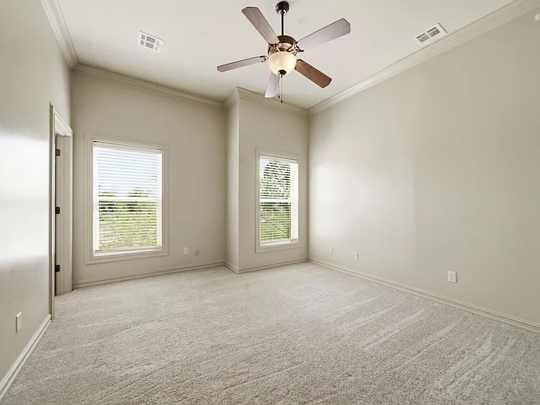 1333 E 41st Pl — Photo 26