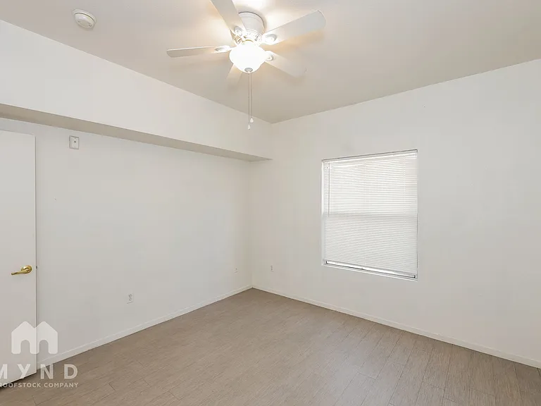 9620 W Russell Rd #1125 — Photo 14