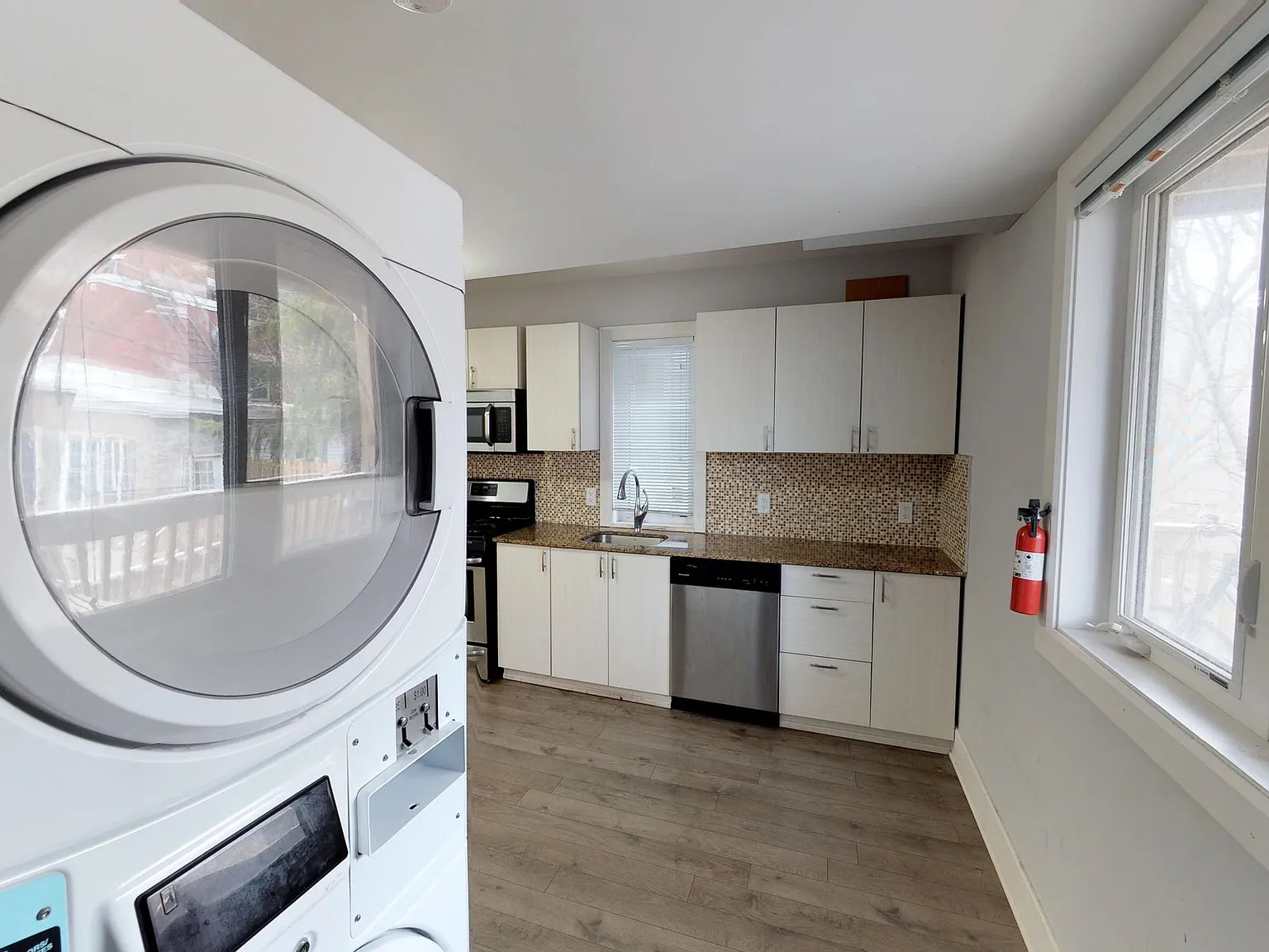 179 Henderson Ave Ottawa — Photo 4