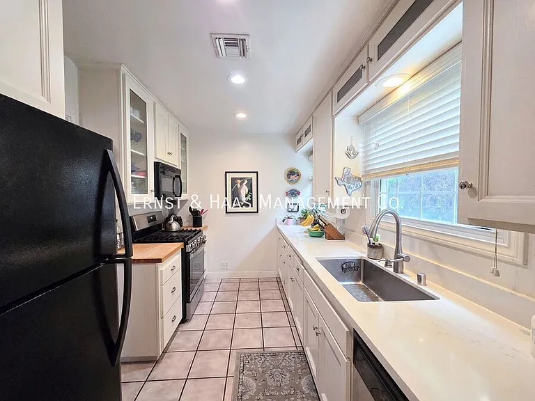 3111 Petaluma Ave — Photo 9