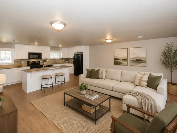2624.5 E 7th St, Tulsa, OK 74104