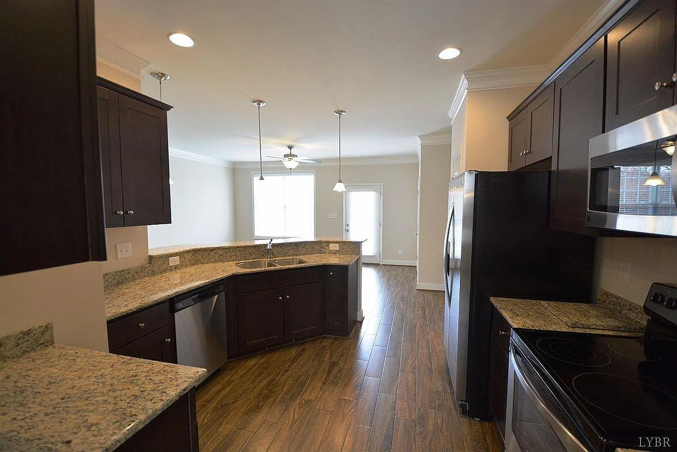 174 Rowse Dr — Photo 4