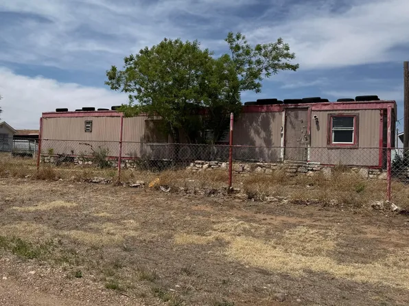202 Whittenburg St, Borger, TX 79007