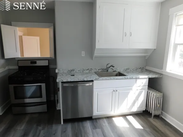 137 Fayerweather St, Cambridge, MA 02138