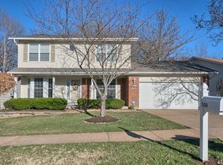 508 Vernal Hill Ct, Ballwin, MO