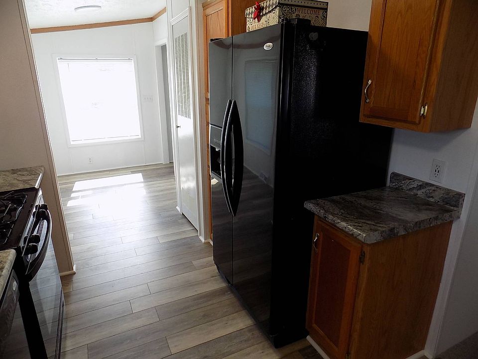 23456 Valley Dr, photo 22