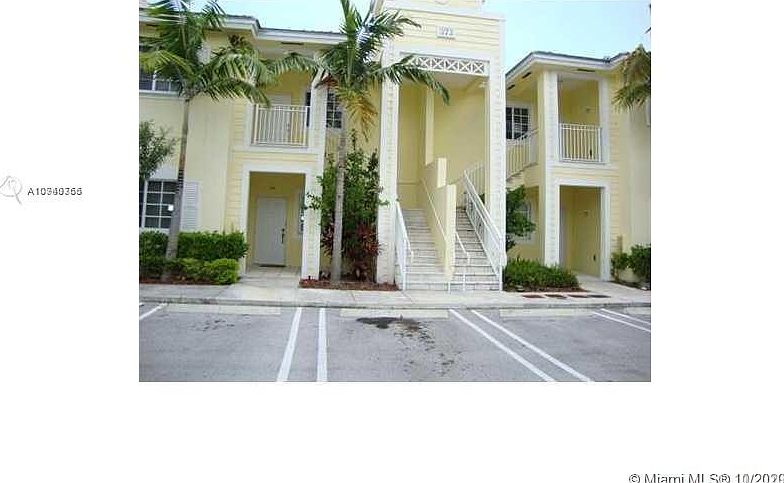 1st image of 373 NE 25th Pl Unit 101