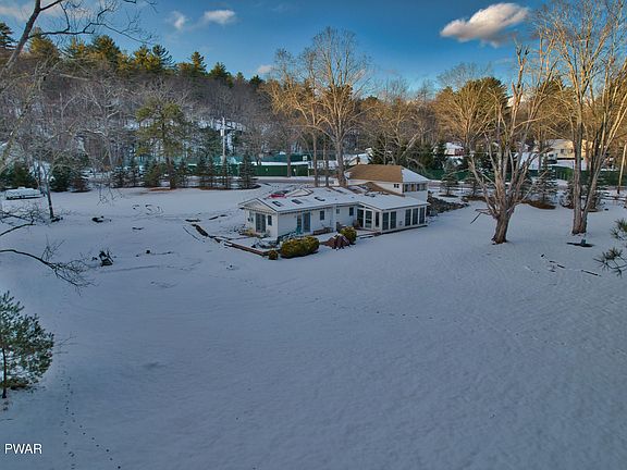 3rd image of 130 Log And Twig Rd