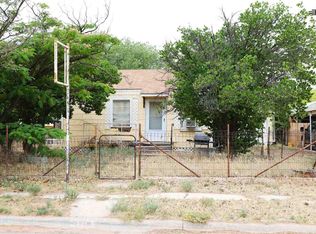 1319 20th St, Eunice, NM 88231