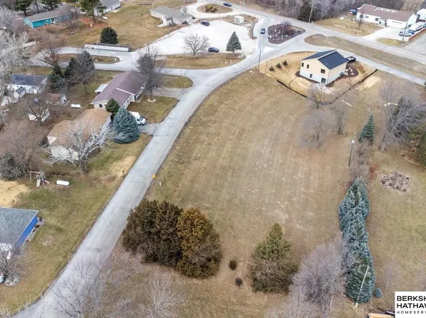 23 Lakeland Dr #24, Blair, NE 68008