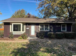 2544 Glenn St, Bettendorf, IA 52722