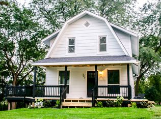 307 S 16th Ave W, Newton, IA 50208