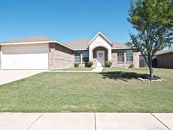 2nd image of 616 Redwing Dr