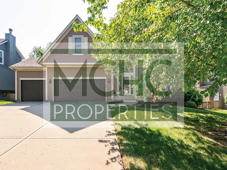 5909 W 153rd Ter — Photo 2