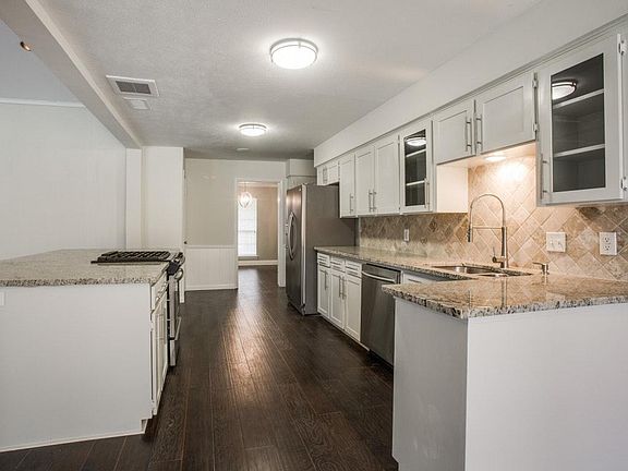 Fully renovated kitchen