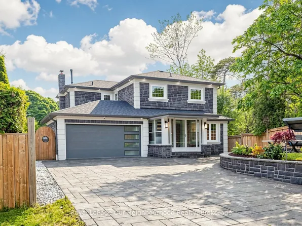 660 Dunn Cres, Pickering, ON L1W 3T3
