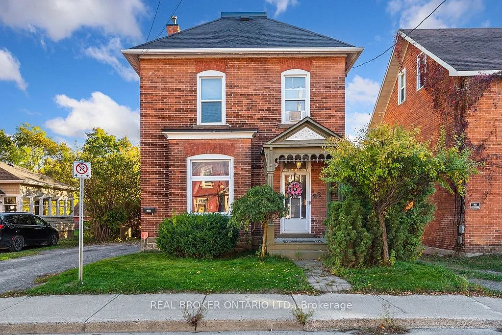 3 bed, $2,900 — Photo 1